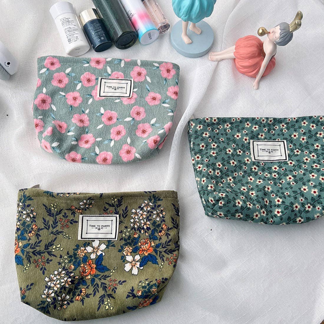 Funkyrel - Cosbai Corduroy Floral Cosmetic & Storage Bag