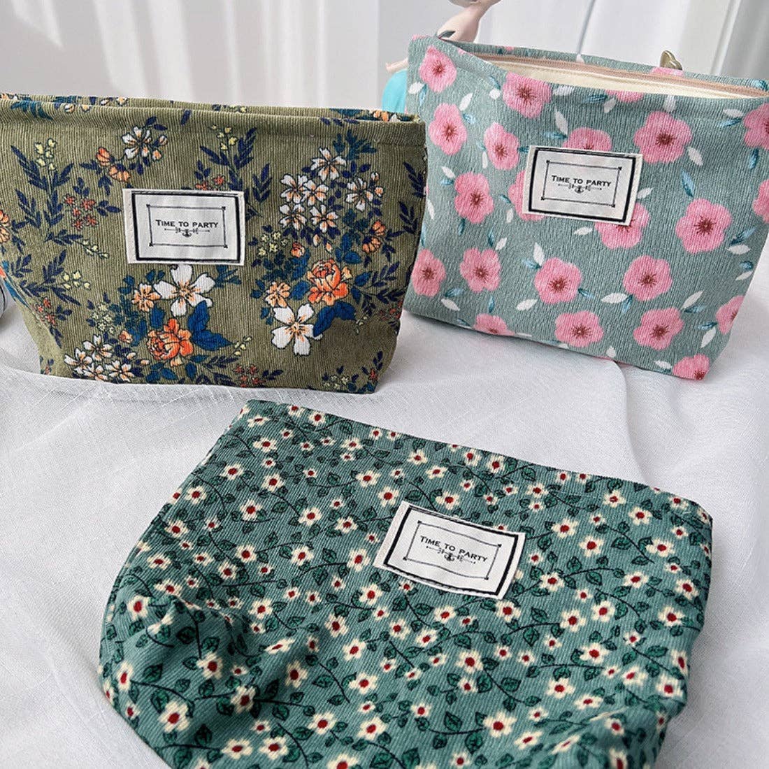 Funkyrel - Cosbai Corduroy Floral Cosmetic & Storage Bag