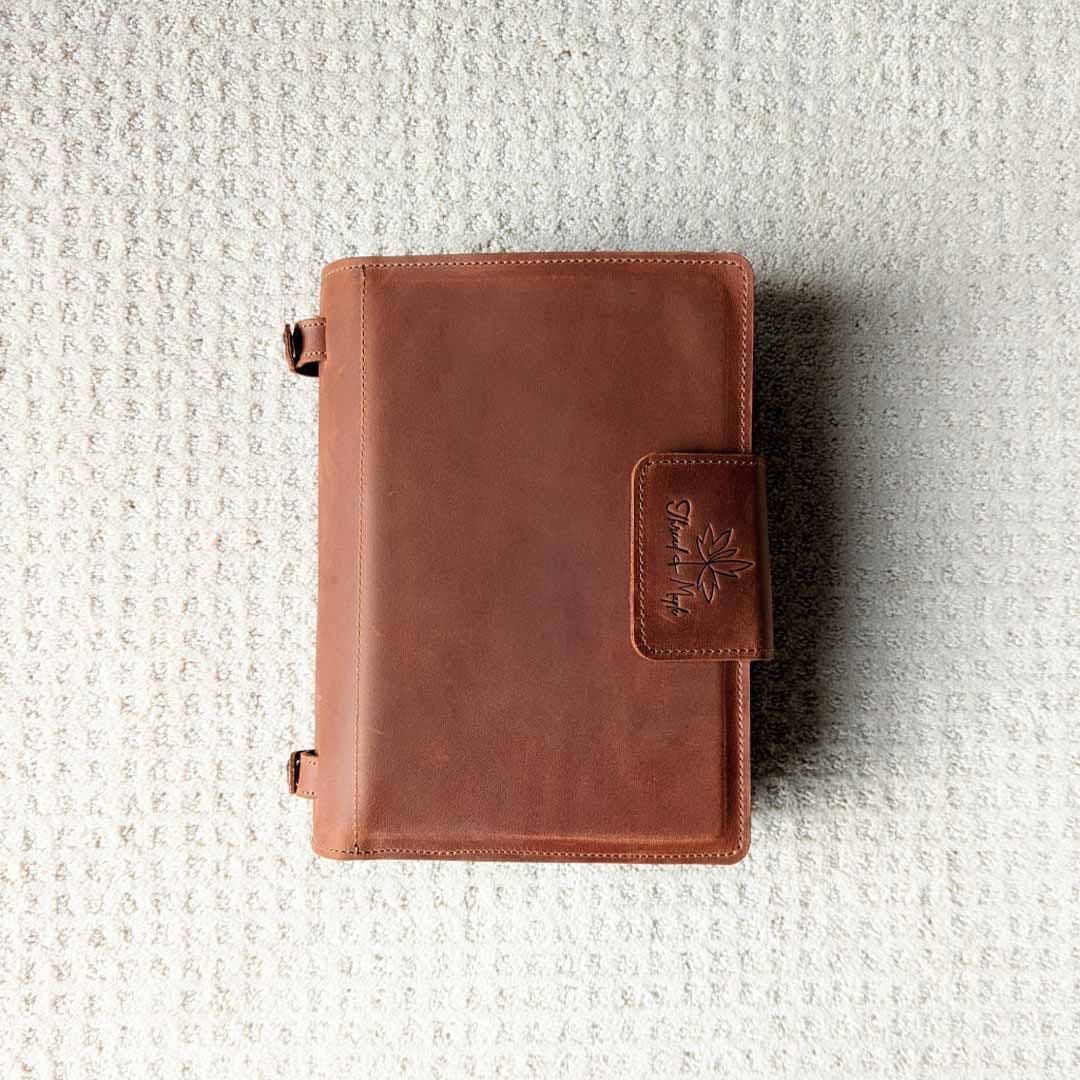 Needle Binder