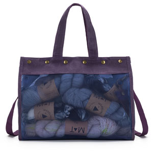 Della Q - Maker's Mesh Tote with Oh Snap accessory bag and Scissor pocket.