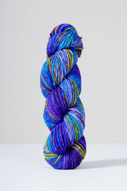 Urth Yarns - Uneek Worsted Yarn